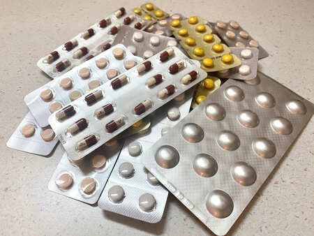 prescription-medicine_No.3-03.jpg